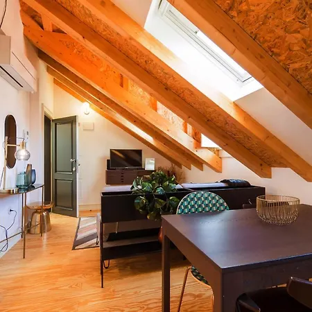 Nomad's Augusta Collection * リスボン